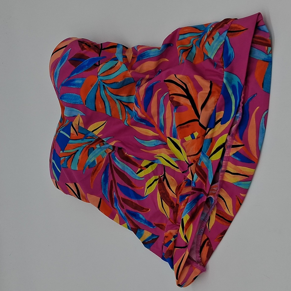 Bar III In the Palms Floral Bandeau Tankini Top Magenta